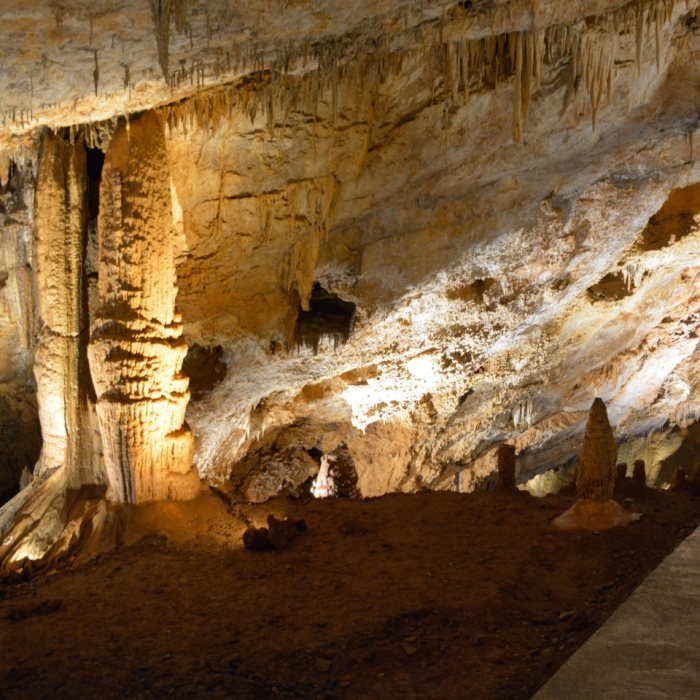 Lipa Cave